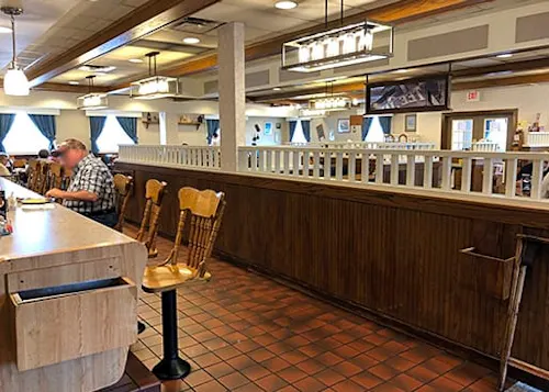Photo 1 of 4: Tee Jaye's Country Place - Grove City
