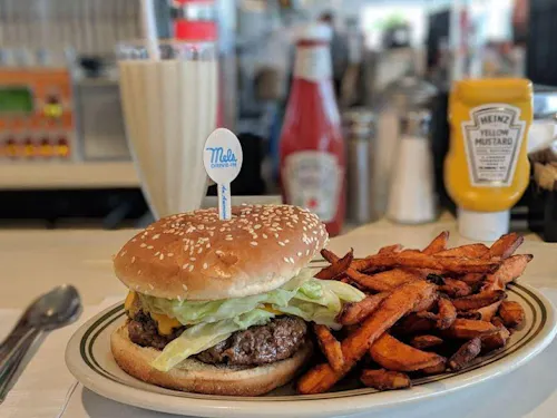 Mel's Kitchen