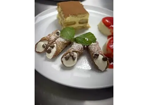La Bella Pizza Trattoria