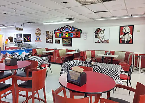 Wabash Pizzeria & Ice Cream Company